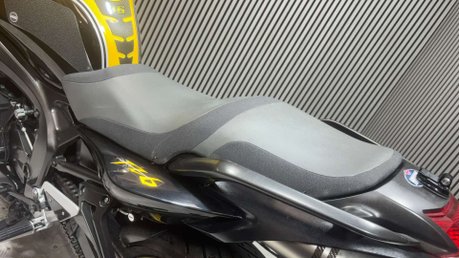 Yamaha FZ ONLY 16K CUSTOM 600CC NAKED BIKE NEW MOT WARRANTY 15