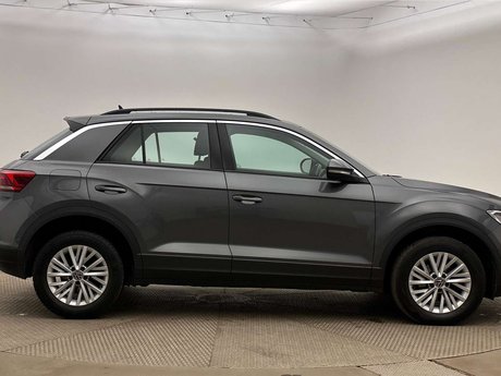 Volkswagen T-Roc 1.5 T-Roc Life TSI 5dr 4