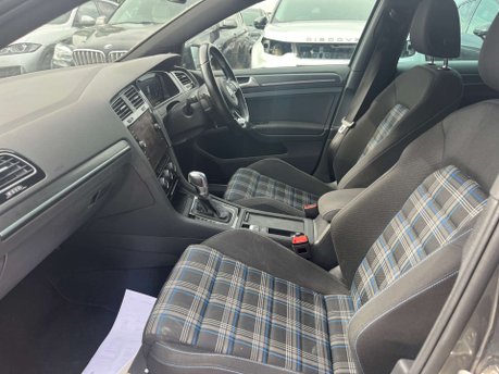 Volkswagen Golf 1.4 Golf GTE Advance Semi-Auto 5dr 19