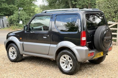 Suzuki Jimny SZ4 15