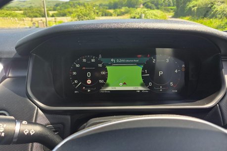 Land Rover Discovery 3.0 D300 MHEV R-Dynamic SE Auto 4WD Euro 6 (s/s) 5dr 8