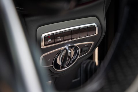 Mercedes-Benz G Class 4.0 G63 V8 BiTurbo AMG SpdS+9GT 4MATIC Euro 6 (s/s) 5dr 40