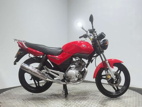 Yamaha YBR 125 2007 ONLY 11K NEW MOT 1 OWNER VERY CLEAN SERVICED 125CC