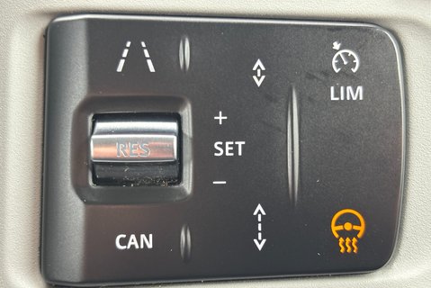 Land Rover Defender 110 D300 Hard Top HSE with Rear Seat Conversion 21