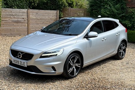 Volvo V40 T3 R-DESIGN EDITION 7