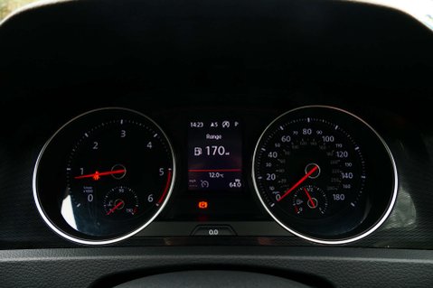 Volkswagen Golf 2.0 Golf GTD Semi-Auto 5dr 40