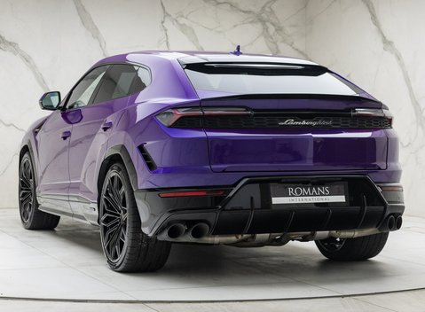 Lamborghini Urus SE 11