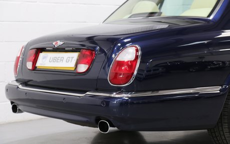 Bentley Arnage Red Label - 1 Owner - Full Bentley Service History 18