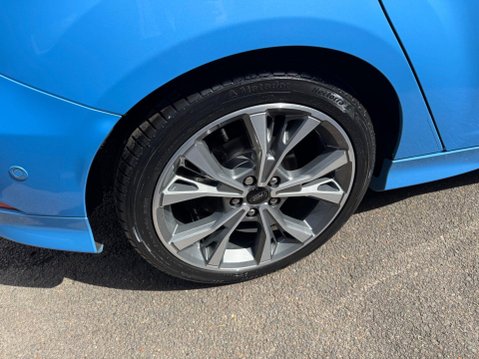 Ford Focus ST-LINE TDCI 24
