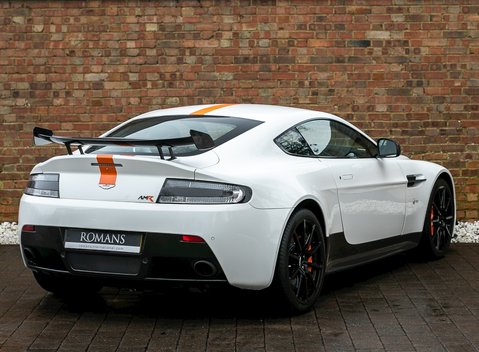 Aston Martin V12 Vantage AMR 7
