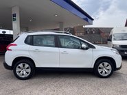 Peugeot 2008 BLUE HDI ACTIVE 4