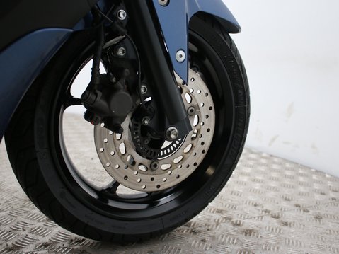 Yamaha Nmax 125 GPD125-A ABS 22