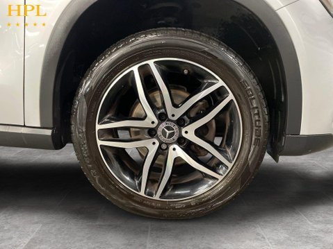 Mercedes-Benz GLA 1.6 GLA180 GPF Urban Edition SUV 5dr Petrol 7G-DCT Euro 6 (s/s) (122 ps) 10