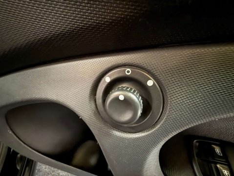 Smart Fortwo Coupe 1.0 fortwo Prime Premium Auto 3dr 17