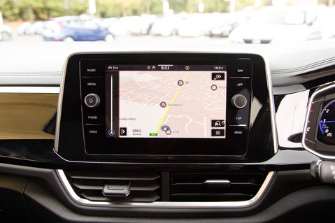Volkswagen T-Roc R-LINE TSI 20