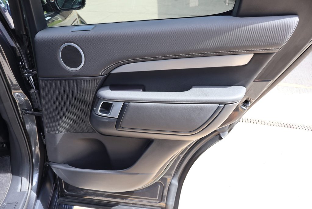 Land Rover Discovery 2023 R-DYNAMIC HSE MHEV commercial with a rear seat conversion 21