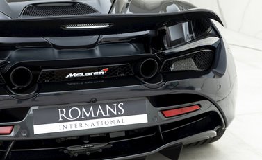 McLaren 720S Performance 22