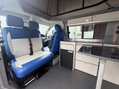 Volkswagen Transporter 12