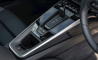 Porsche 911 (992) Turbo S 22