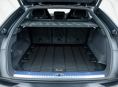 Lamborghini Urus Performante 51