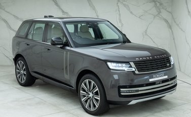 Land Rover Range Rover P460e SE 6