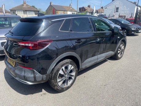 Vauxhall Grandland X SPORT NAV S/S 9