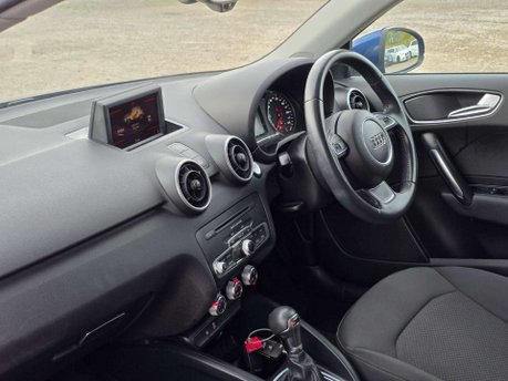 Audi A1 1.4 TFSI Sport Sportback 5dr Petrol S Tronic Euro 5 (s/s) (122 ps) 22