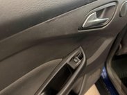Ford Focus 1.6 TDCi Titanium Euro 5 (s/s) 5dr 20