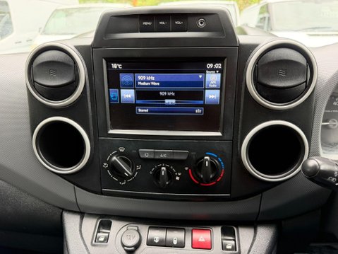 Peugeot Partner 1.6 BlueHDi 854 Professional Panel Van 5dr Diesel Manual L1 (112 g/km, 97.6 32