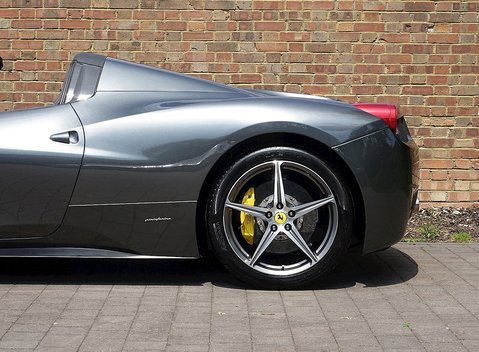 Ferrari 458 Spider 3