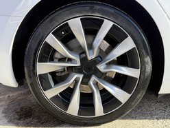 Tesla Model 3 Saloon 4dr Electric Auto RWD (208 ps) 15