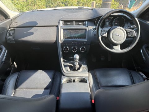 Jaguar E-Pace S 2