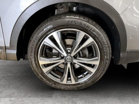Nissan Qashqai 1.5 dCi N-Connecta SUV 5dr Diesel Manual Euro 6 (s/s) (115 ps) 10
