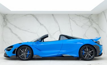 McLaren 765LT Spider 2