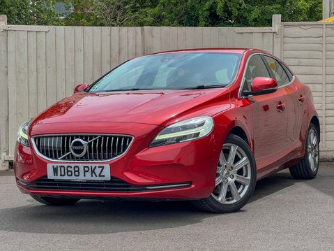 Volvo V40 1.5 T3 GPF Inscription Hatchback 5dr Petrol Auto Euro 6 (s/s) (152 ps) 2