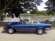 Mercedes-Benz SL Series 380 SL 17