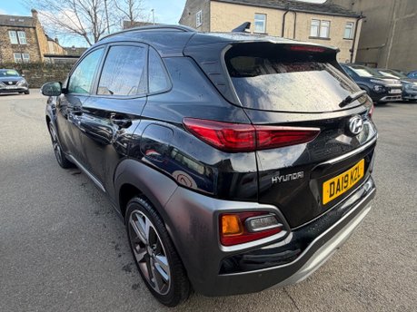Hyundai KONA PREMIUM 6