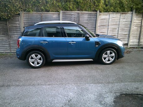 Mini Countryman COOPER ONLY 49,000 MILES FROM NEW 4