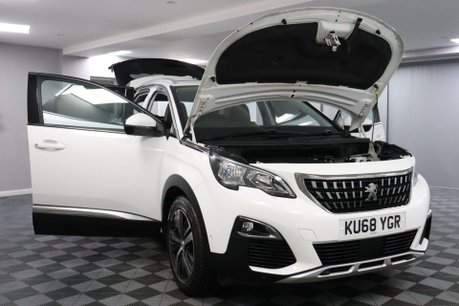 Peugeot 3008 S/S ALLURE 15
