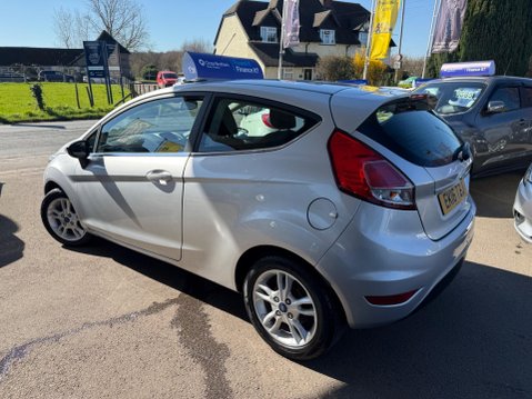 Ford Fiesta 1.25 Zetec Euro 6 3dr 10