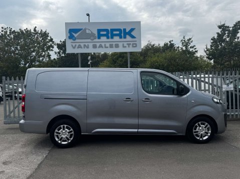 Vauxhall Vivaro 2.0 Turbo D 3100 Sportive Panel Van 6dr Diesel Manual L2 H1 Euro 6 (s/s) (1 37