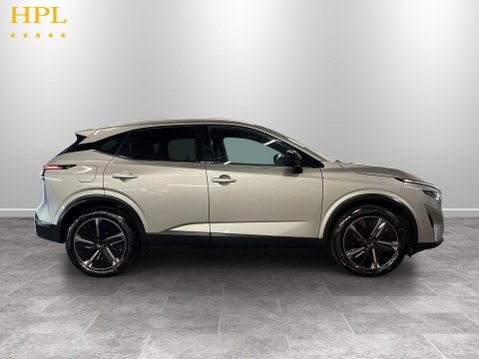 Nissan Qashqai 1.3 DIG-T MHEV Tekna SUV 5dr Petrol Hybrid XTRON Euro 6 (s/s) (158 ps) Air 8