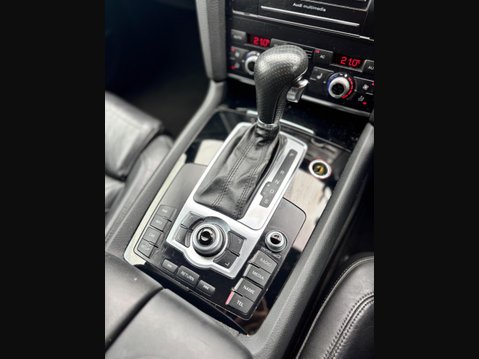 Audi Q7 3.0 TDI V6 S line Tiptronic quattro Euro 5 5dr 30