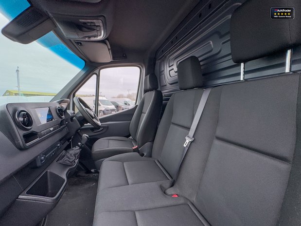 Mercedes-Benz Sprinter MWB L2H1 [SOLD CR] Low Roof 314 Sensors EURO 6 NO VAT SELECT 13