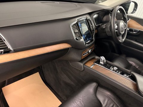 Volvo XC90 2.0h T8 Twin Engine 10.4kWh Inscription Pro Auto 4WD Euro 6 (s/s) 5dr 38