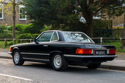 Mercedes-Benz SL Series 380 SL 4