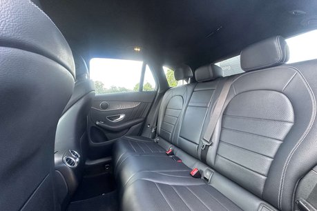 Mercedes-Benz GLC 2.1 GLC220d AMG Line SUV 5dr Diesel G-Tronic 4MATIC Euro 6 (s/s) (170 ps) 23