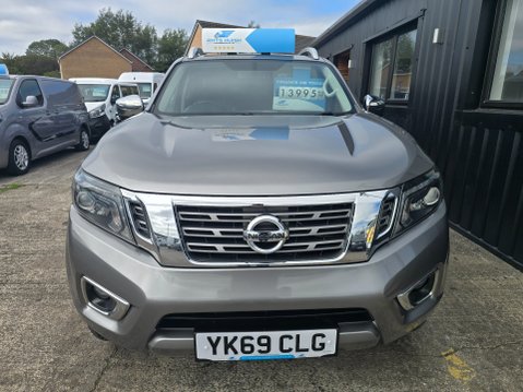Nissan Navara DCI TEKNA SHR DCB 2