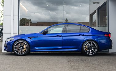 BMW M5 COMPETITION 3