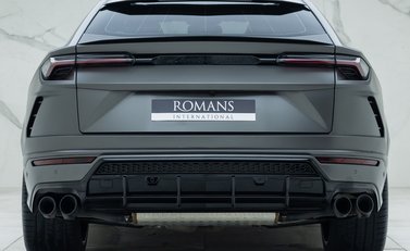 Lamborghini Urus 5